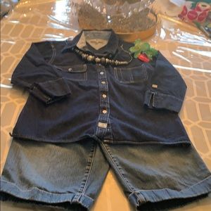 🌸Tommy Hilfiger Blue denim shirt size 12🌸